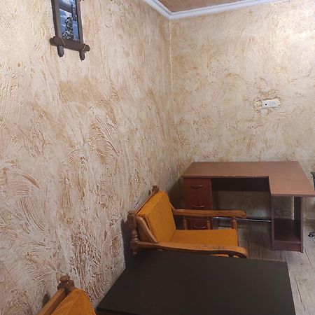 Отель Batumi House Экстерьер фото