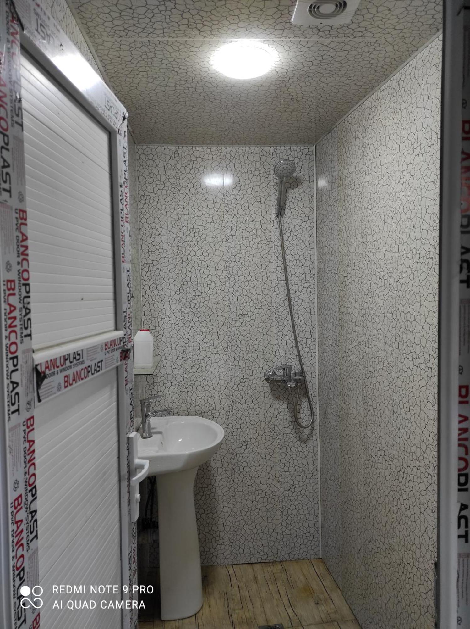 Отель Batumi House Экстерьер фото
